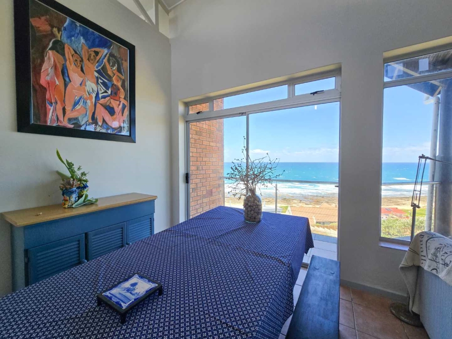 4 Bedroom Property for Sale in Jongensfontein Western Cape